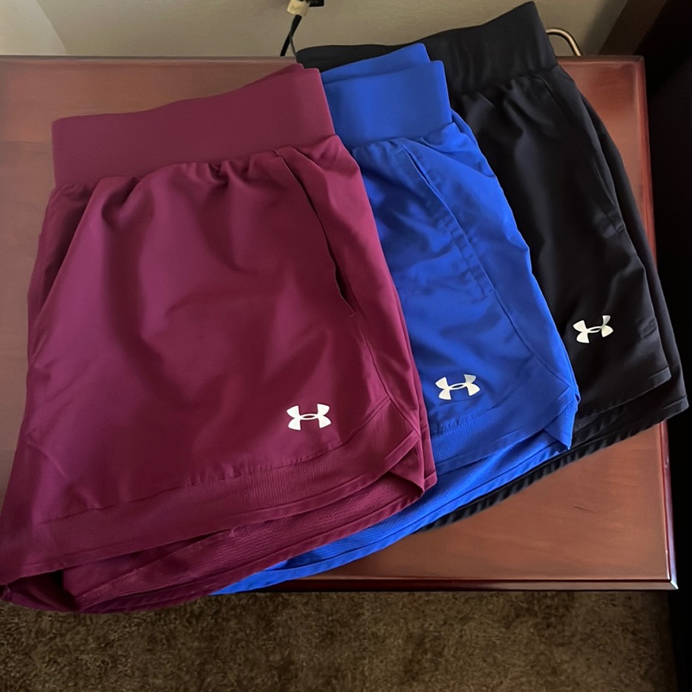 Under Armour Locker Woven Shorts bundle